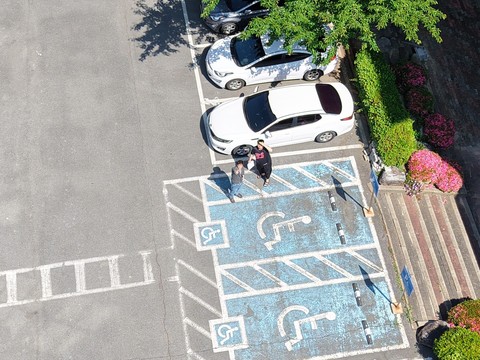 Drone Captures Professor Park and His Capstone Team Member
